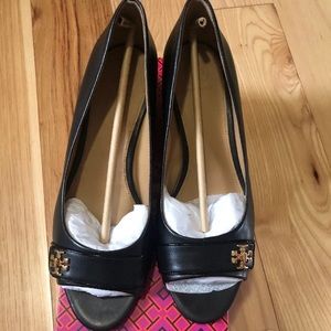 NIB Tory Burch Kira Open Toe Wedge Size 10M